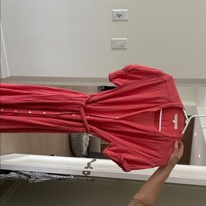 XiRENA Coral Red Button-Front Midi Dress